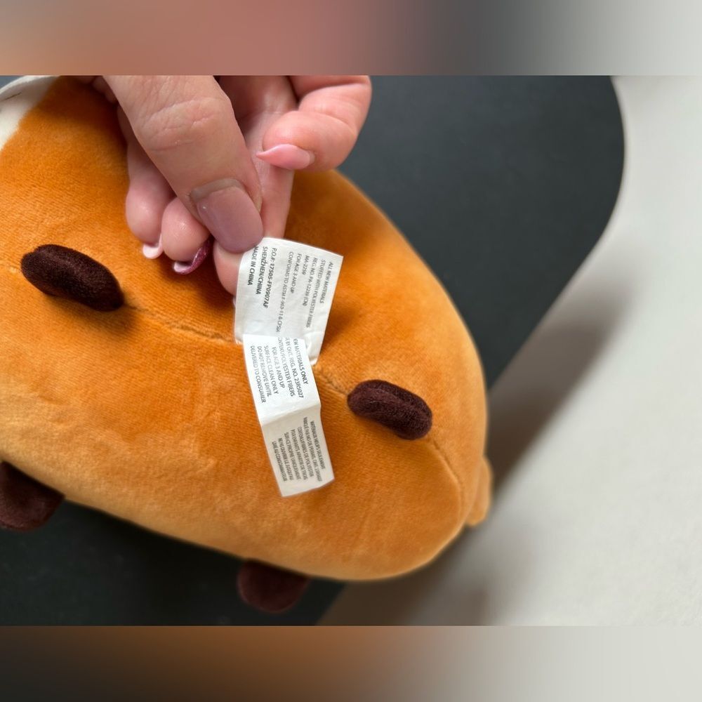 "Otis" the Sea Otter plush toy from Fiesta Toys' Lil' Huggy - Picture 5 of 6